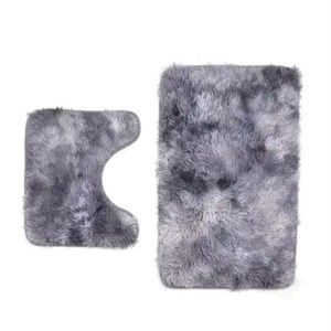Gray Two Piece Anti-Slip Bathmat Set.  NWT